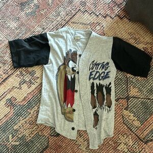 Vintage looney tunes button up